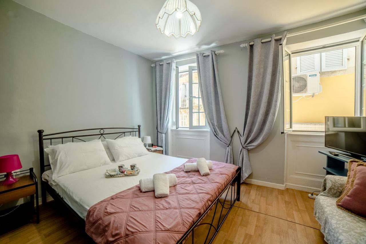 Next 2 Cathedral - Corcyra Apartment Corfu  Экстерьер фото